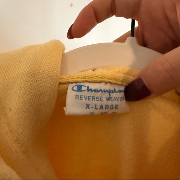 Champion X UO Urban Outfitters Reverse Weave Arm Logo butter light Yellow Hoodie - Picture 6 of 6